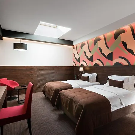 Bankhotel 5* リヴィウ