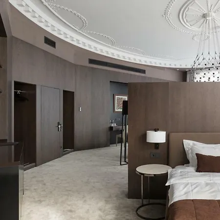 Bankhotel ホテル