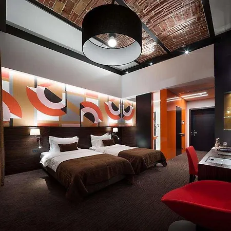 Bankhotel Hotel 5*