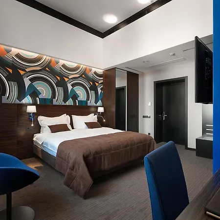Bankhotel 5*