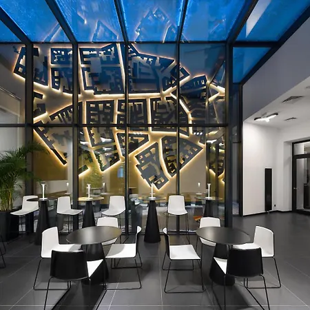 Bankhotel 5*