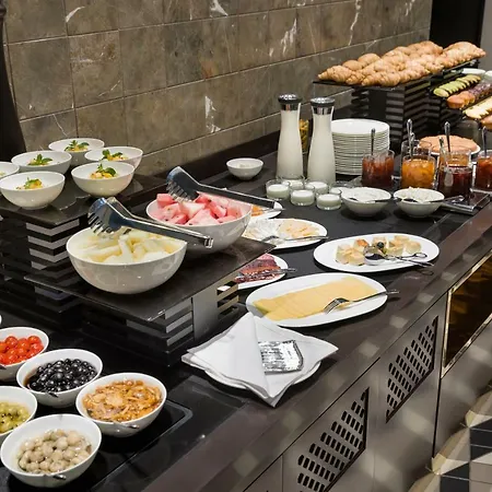 Hotel Bankhotel 5*