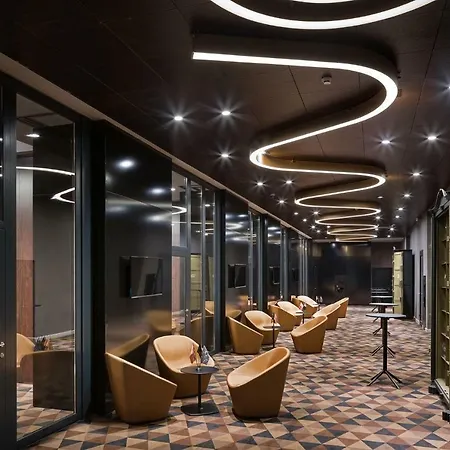 Bankhotel 5*