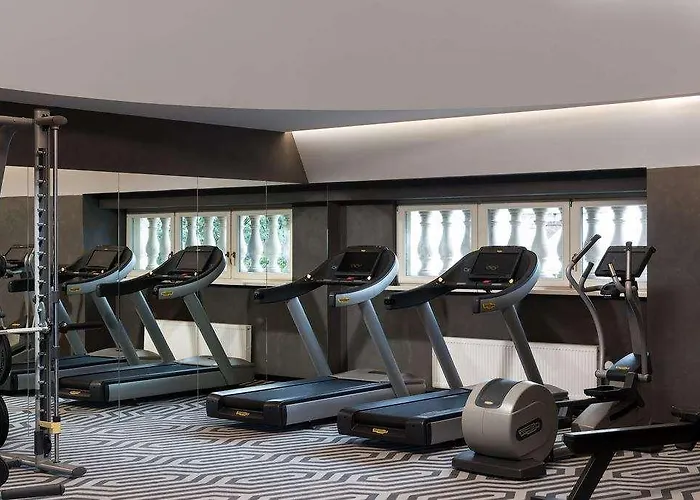 Отель Bankhotel