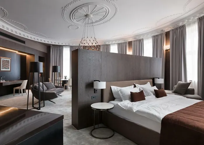 Bankhotel Отель Львов