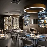 Bankhotel 酒店 利沃夫