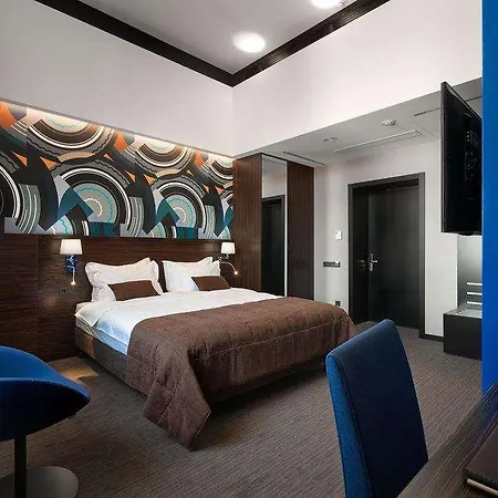 Bankhotel 5*