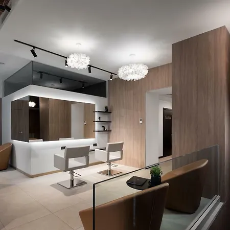 Bankhotel 5* 利沃夫