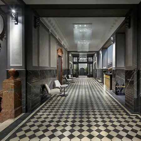 Bankhotel 5* 利沃夫